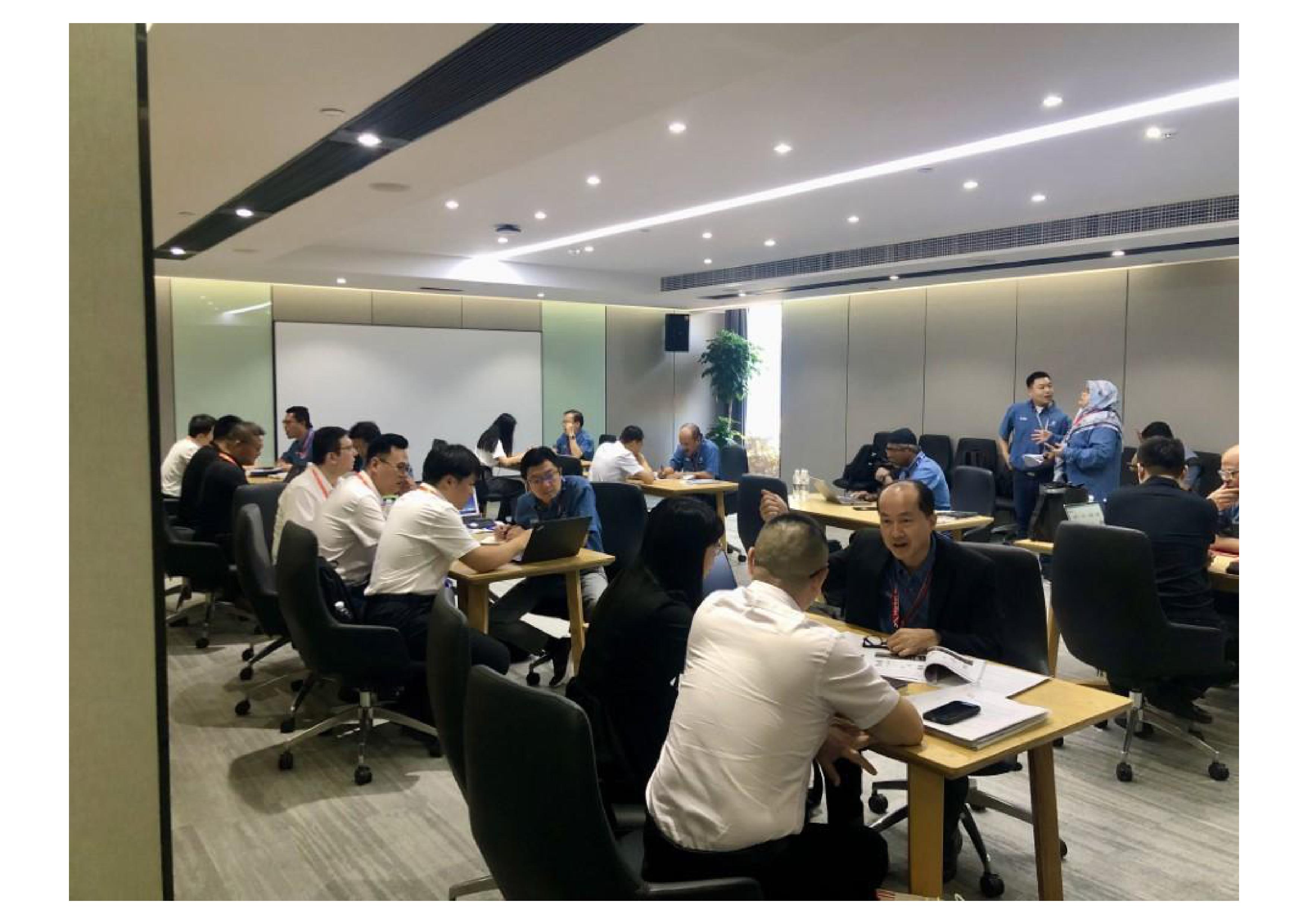business-matchmaking-sessions-were-held-at-geely-research-centre-at-hangzhou-bay-images-1