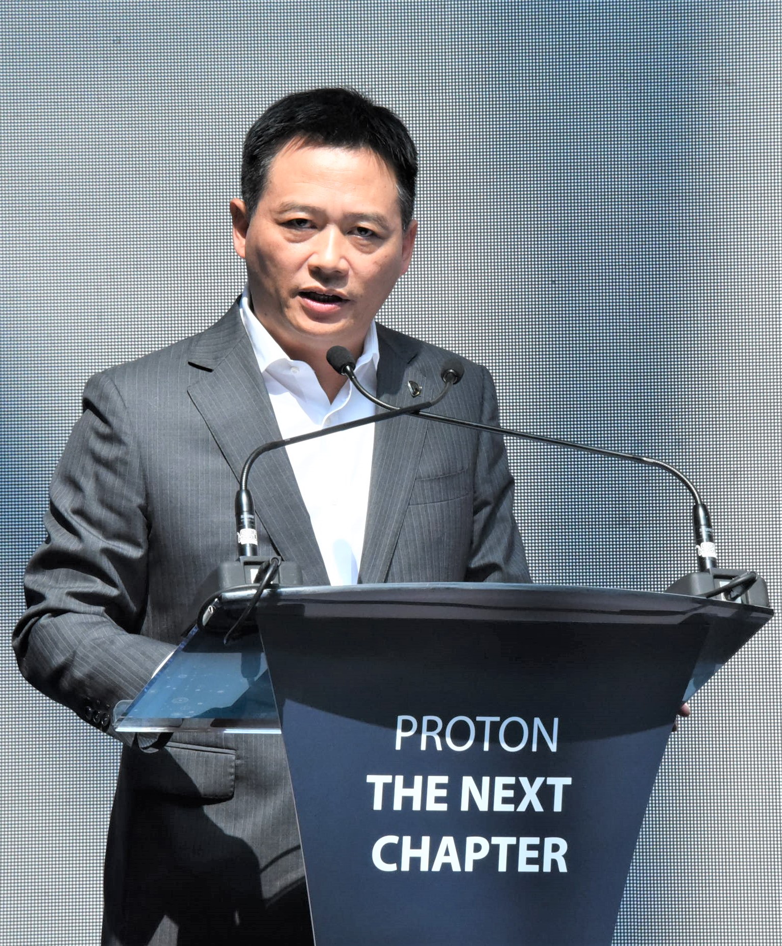 dr-li-chunrong-ceo-of-proton