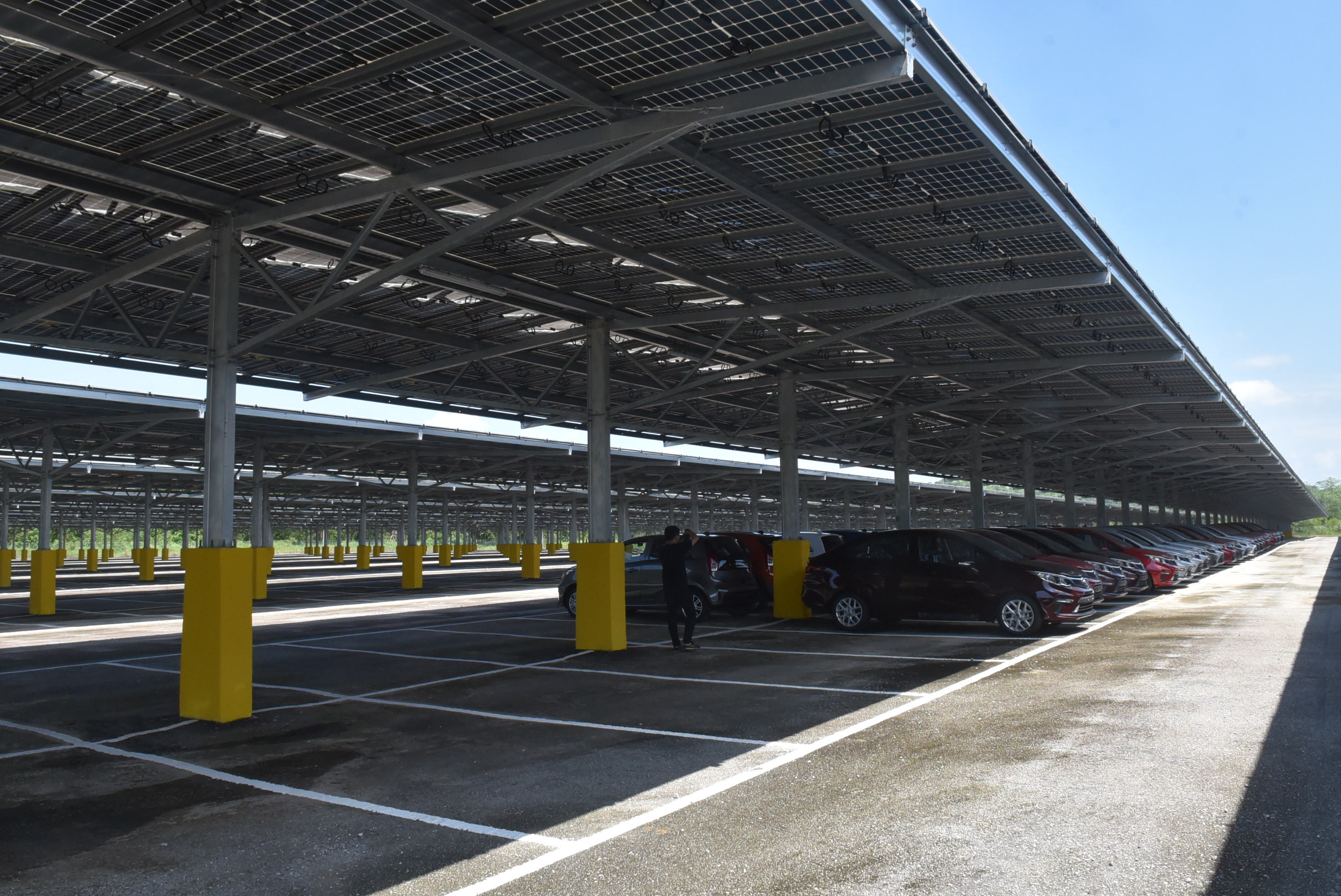 Parking Lot Bi Facial Solar Panel Facility (Close View)