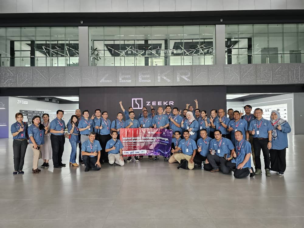 visit-at-geely-subsidiary-companies-at-hangzhou-bay