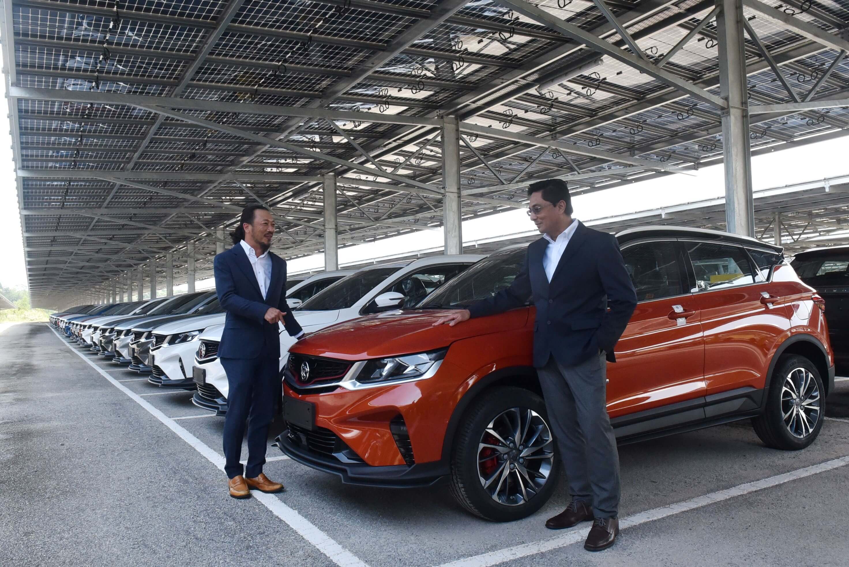 from-left--mr-wee-chek-aik-executive-director-of-pekat-and-en-mohd-khalid-yusof-director-of-invetsme