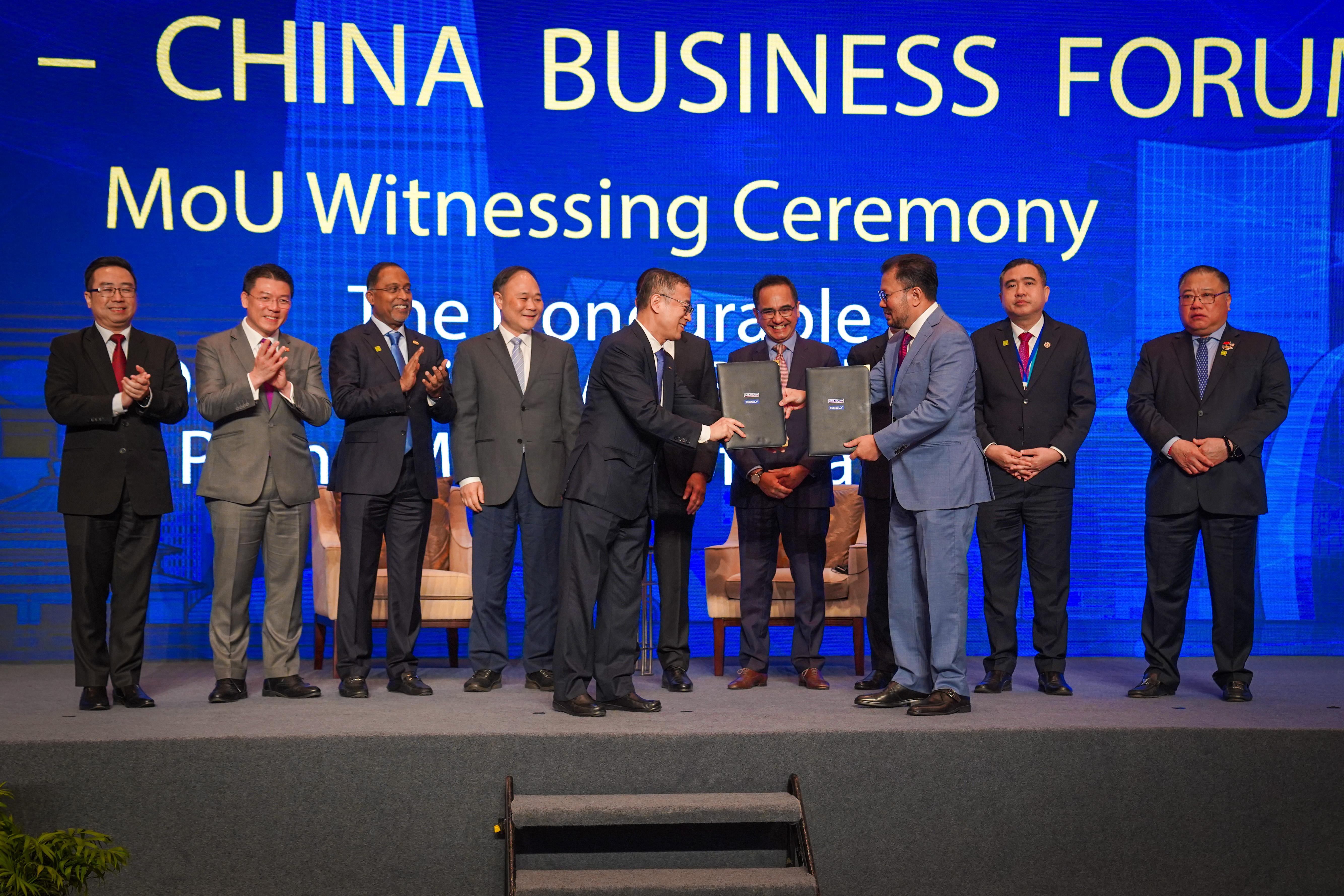 hoa-signing-ceremony-in-beijing