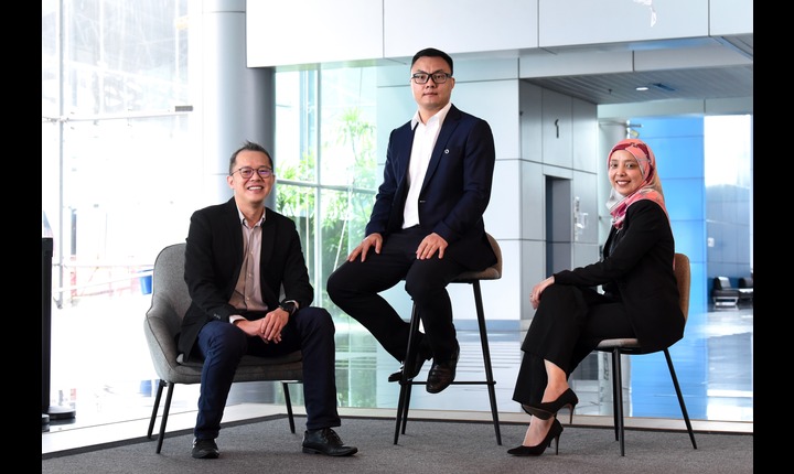 management-trio-from-left-sua-chek-hoong-zhang-qiang-and-salawati-mohd-yusoff