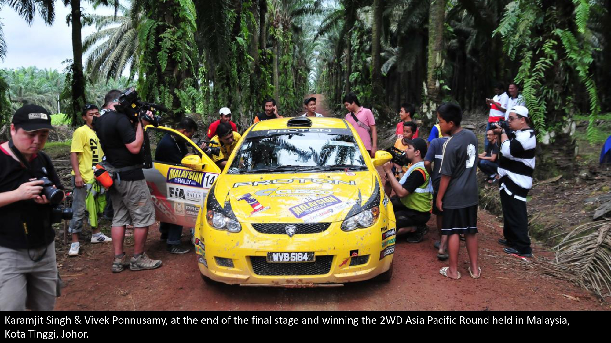 Motorsports Fanzone 04 B